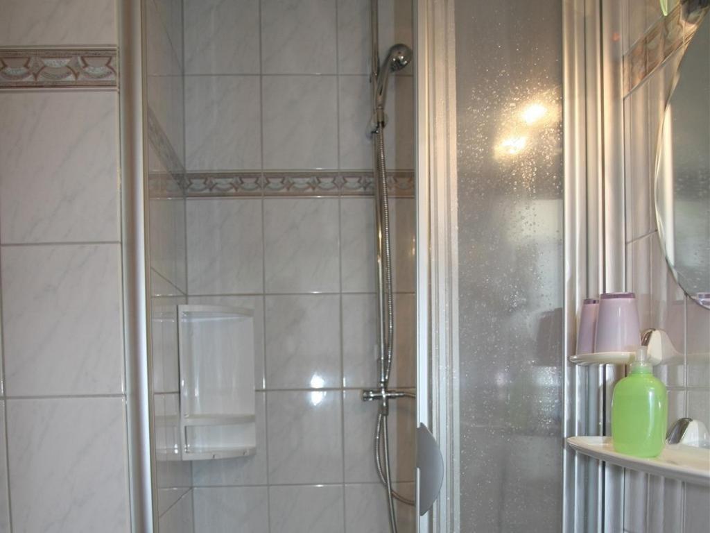 Inn Landgasthof "Zur Gemuetlichkeit" Mombris Oda fotoğraf